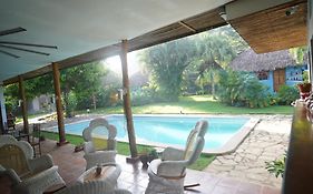 Hotel Mariposa